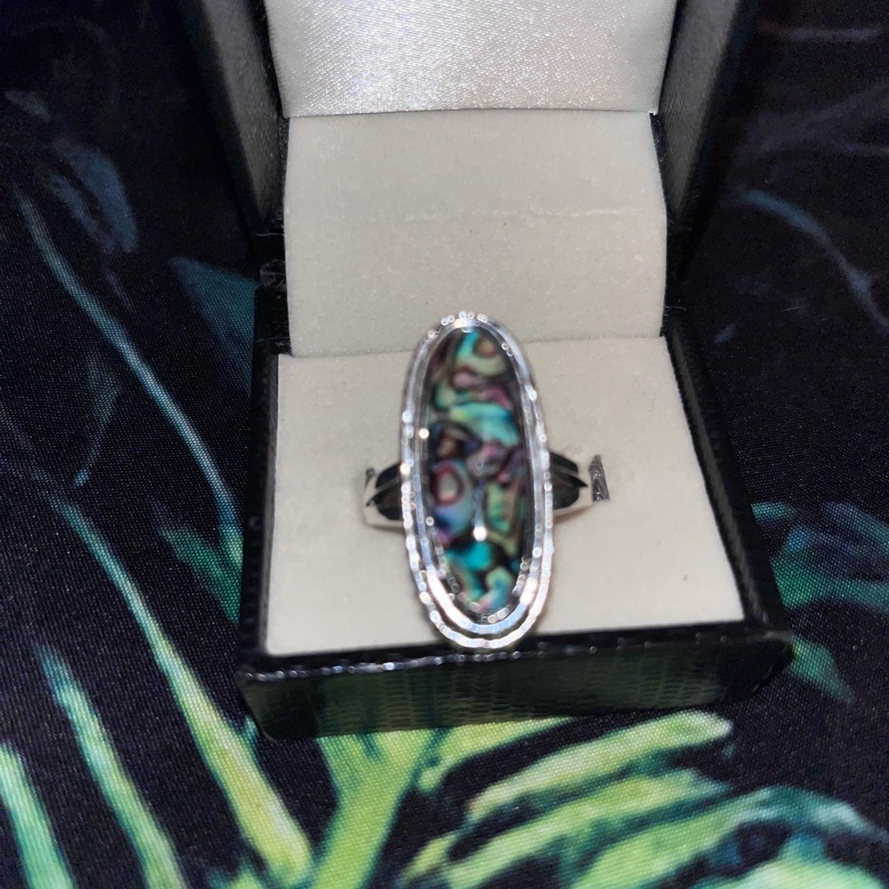 Elegant Silver Abalone Ring